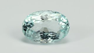 Натуральный камень аквамарин. Natural aquamarine gemstone Натуральный камень аквамарин. Natural aquamarine gemstone