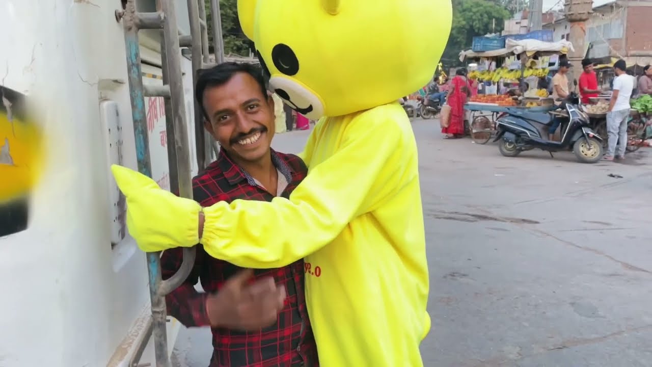 Teddy bear prank on public places funny reaction 😂 #teddyboy #01team