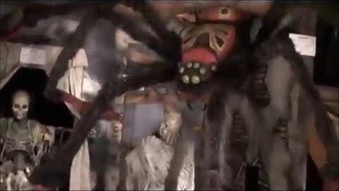 Giant Ceiling Spider HAUNTEDPROPS.COM