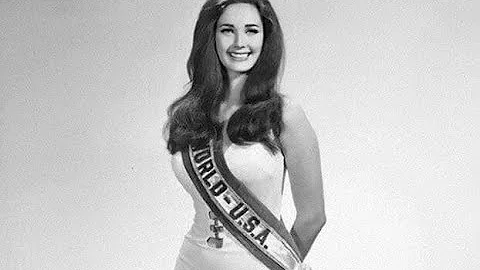 Lynda Carter (1972)