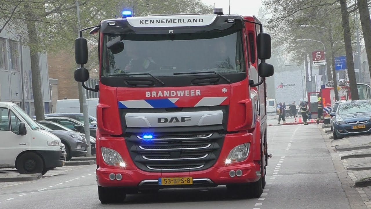  New Brandweer met spoed naar Zeer Grote Brand in industriepand Haarlem!