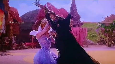 Elphaba Vs Glinda Fight Scene | Wicked: For Good (2025) Final Battle 