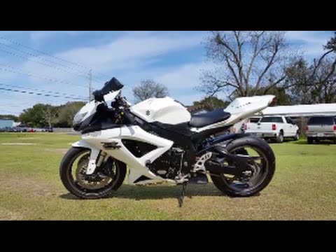 all white gsxr 600