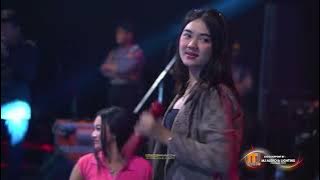 MADU 3 :: DESY THATA FT  NANDA VIOLINA MANHATTAN GPS