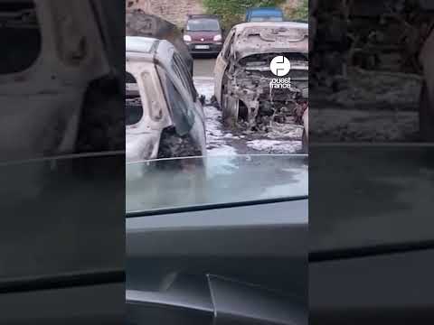 Onze voitures ont brûlé sur un parking de Bretagne