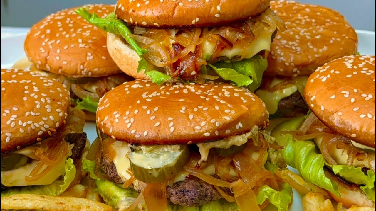 البرجر البيتي الخطير❗️ انسوا أنكم تشتروه تاني ❌من بره بعد الطريقه دي موفر ونضيف ومضمون والطعم تحفه 