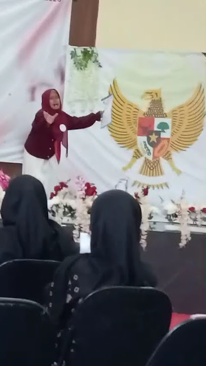 Bikin Merinding!!!Juara 1 lomba baca puisi se-Madura