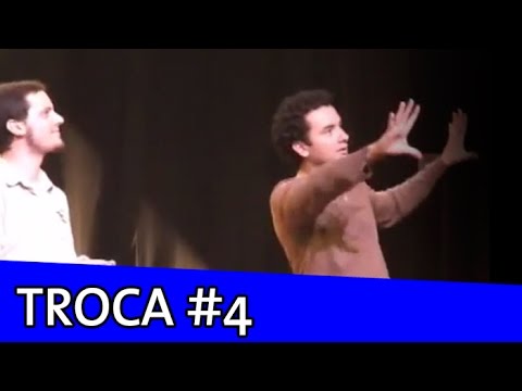 www.improvavel.com.br --- Convidados Jogador: Marco Luque MC: Rafinha Bastos Jogo: Troca Regra: Cada vez que o MC disser "troca" o jogador deve trocar a sua Ãºltima fala. ImprovÃ¡vel Ã© um espetÃ¡culo criado, encenado e produzido pela Cia. Barbixas de Humor. www.barbixas.com.br Gravado no Teatro Jardim SÃ£o Paulo Dia 29/05/08