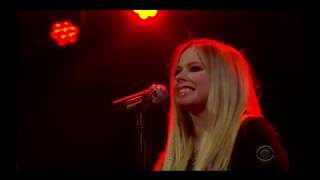 AVRIL LAVIGNE - I Fell In Love With the Devil live at The Late Late Show with James Corden Resimi