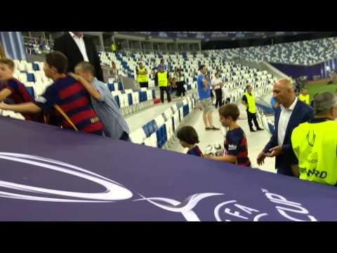 ირაკლი ღარიბაშვილის შვილები ნიკოლოზი და ანდრია თბილისში ბარსელონას ვარჯიშზე #3