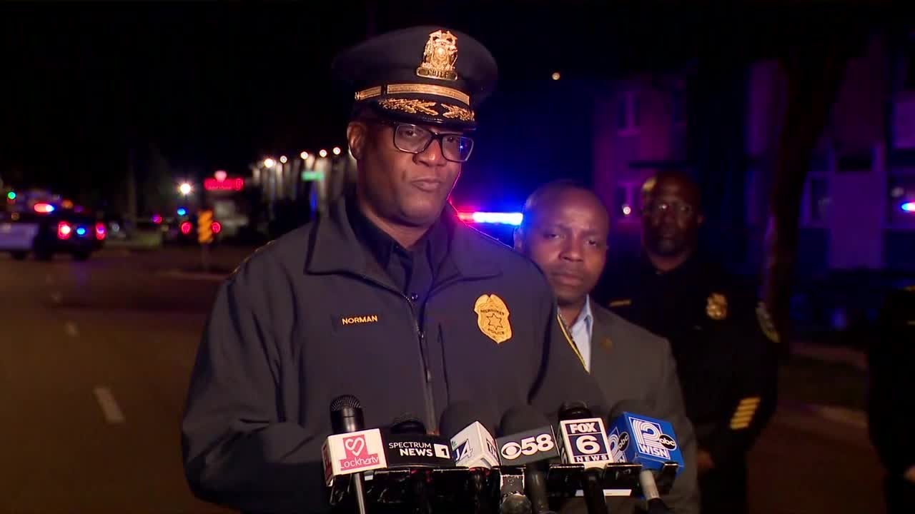 Milwaukee police officer shot, 2 arrested - YouTube