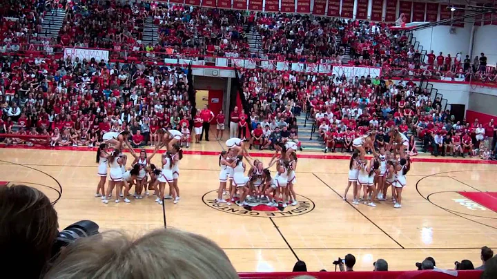Hinsdale Central Homecoming Cheerleading Routine 2013