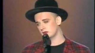 Video thumbnail of "BOY GEORGE The Crying Game"