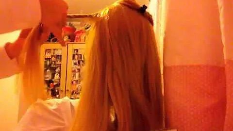 Simple hair tutorial by a 12 yr old
