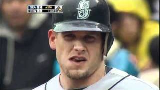 2010/04/25 Moore's RBI single