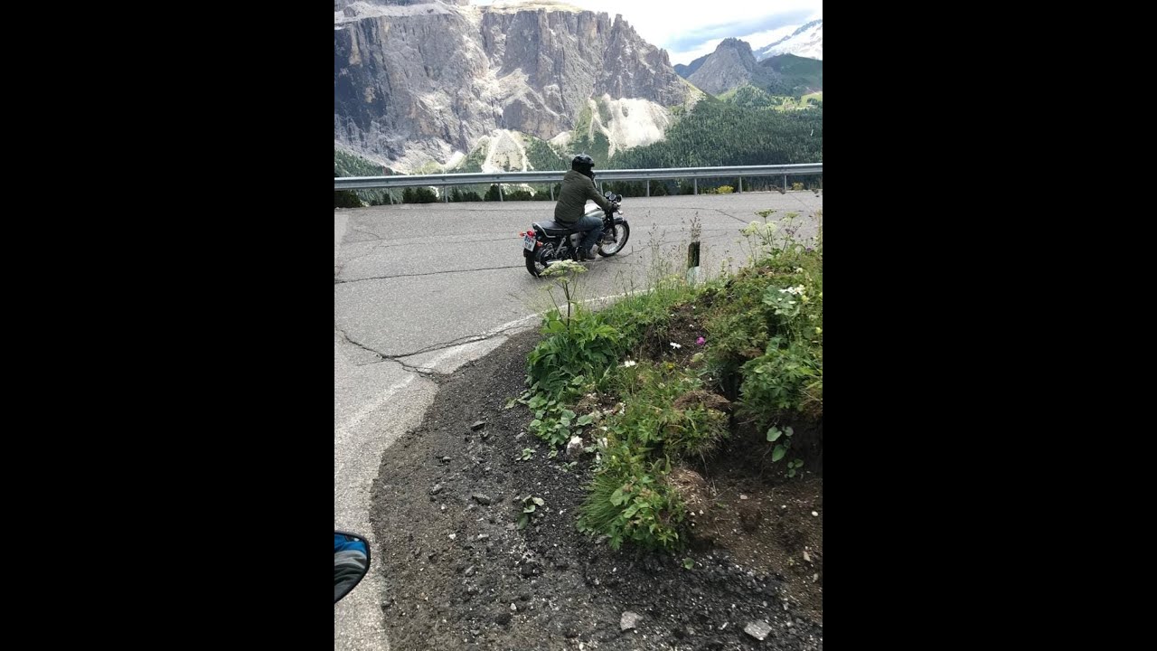 Motorrad- Tour Dolomiten: Sella Ronda 2 - YouTube