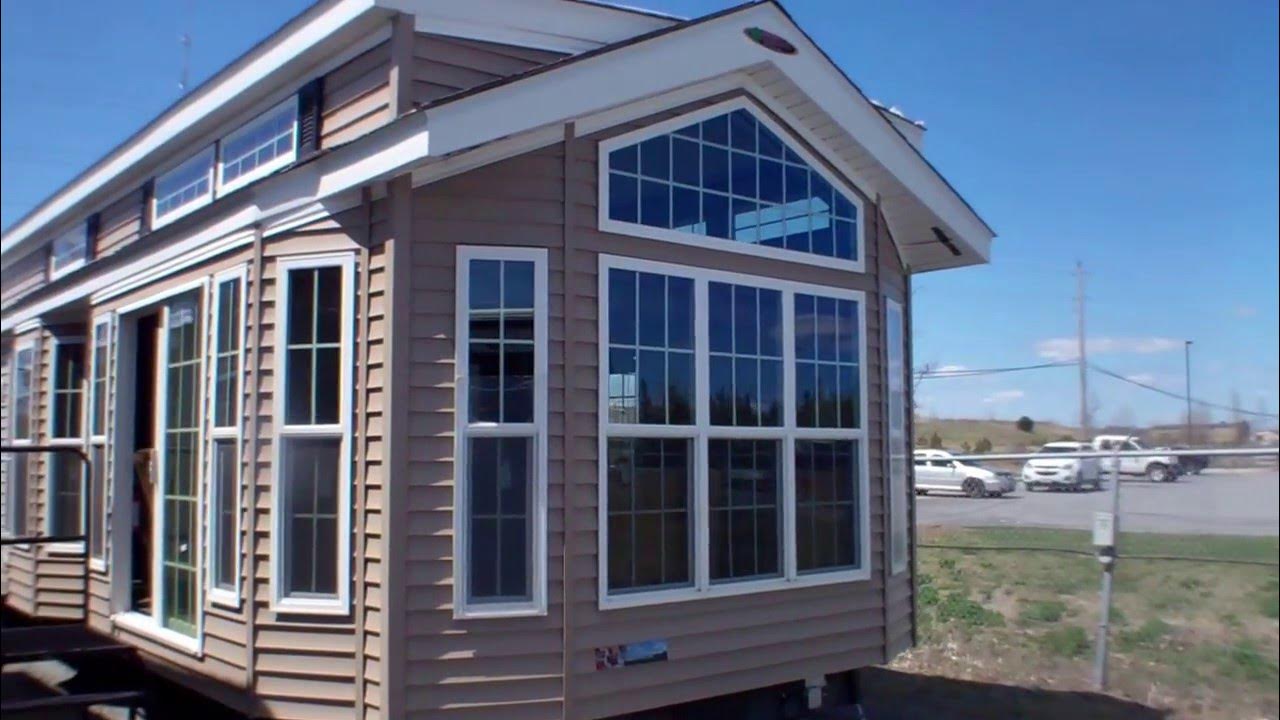 REVELSTOKE BY WOODLAND PARK OTTAWA'S 1 RV DEALER PRIMO TRAILER SALES