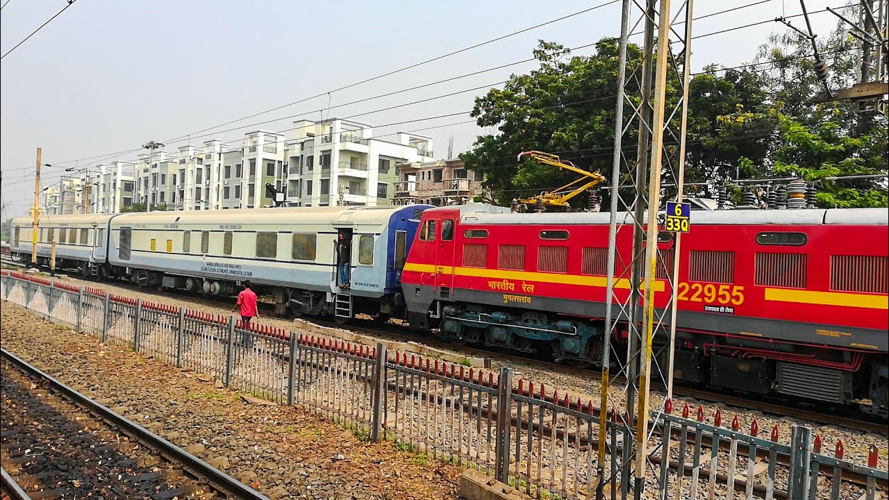 RDSO TRIAL RUN Parallel Action With RDSO At Sealdah Main Line YouTube rdso-trial-run-parallel-action-with-rdso-at-sealdah-main-line-youtube