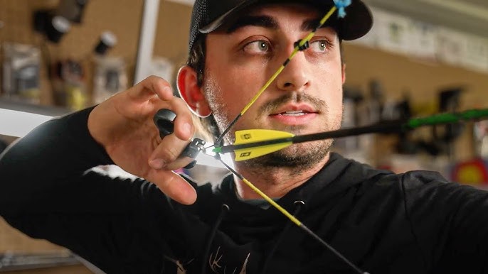 How to properly draw a compound bow! - YouTube