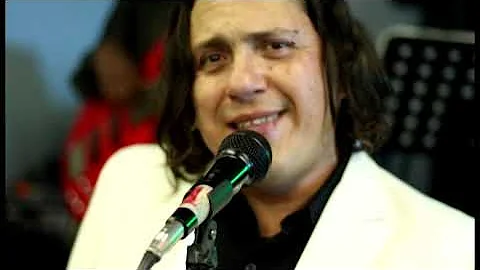 VIVO PENSANDO - RAMN A. CHAVERRA