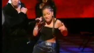 Vignette de la vidéo "3LW - I Do (Wanna Get Close To You) (Live @ Showtime in Harlem 2002)"