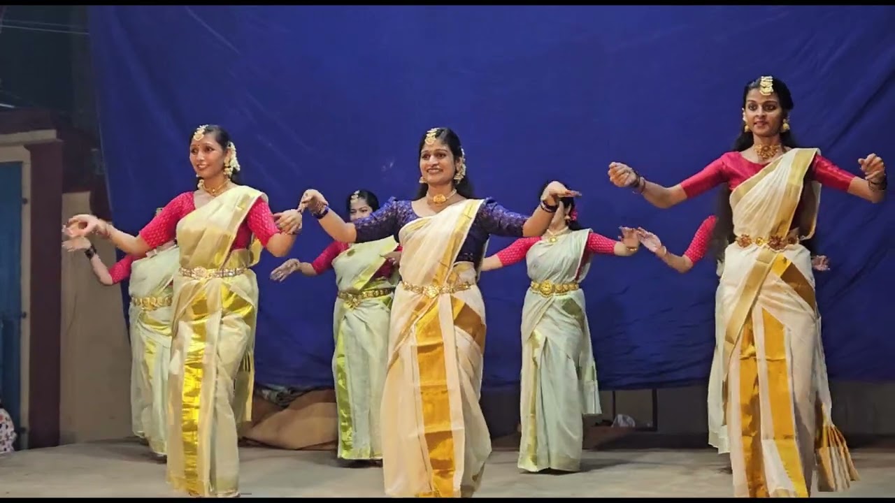 Ambalapuzhe Unnikannanodu Nee  Beautiful Song  Group Dance  M G Sreekumar  K S Chithra  Ulsavam