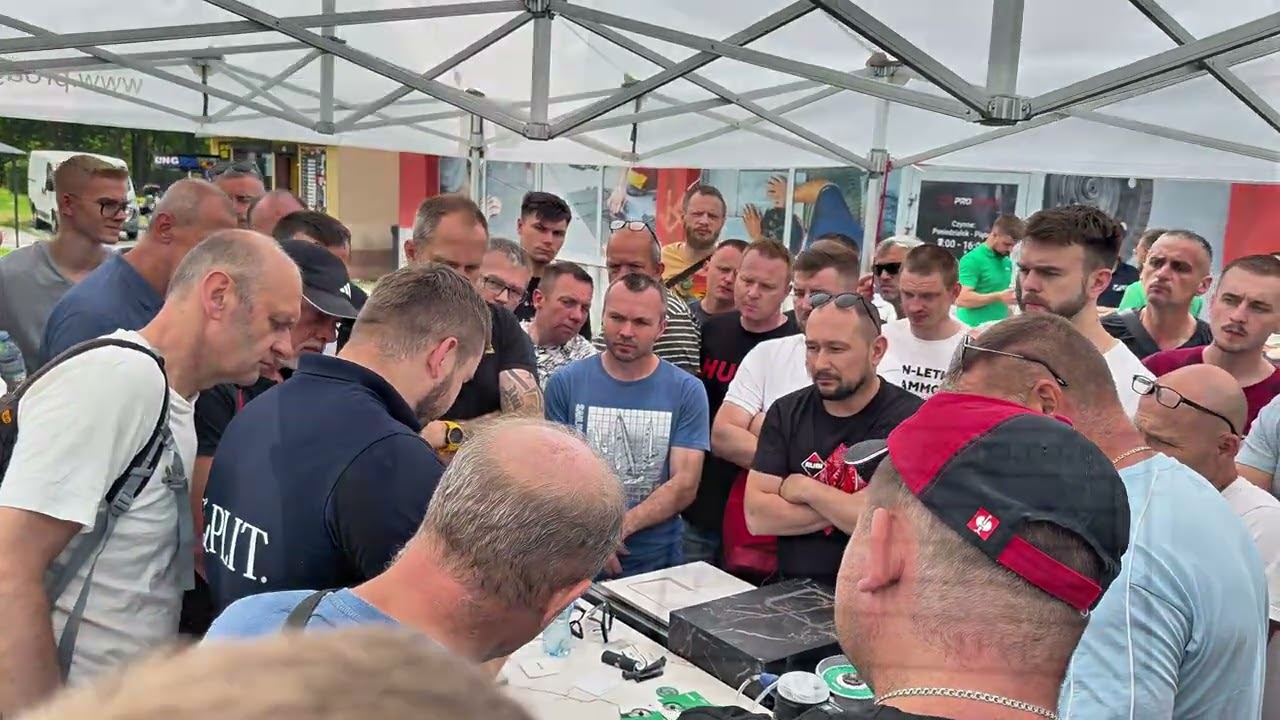 Szkolenie DISTAR i EDPLIT: przyciski WC licowane z płytką