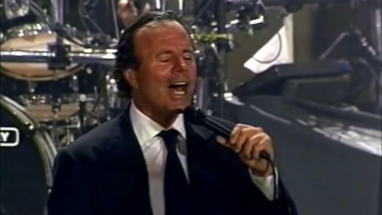 Julio Iglesias. Plaza San Marco, Venezia. Concierto. Se mi lasci non vale. 2001 YouTube Julio Iglesias. Plaza San Marco, Venezia. Concierto. Se mi lasci non vale. 2001 YouTube