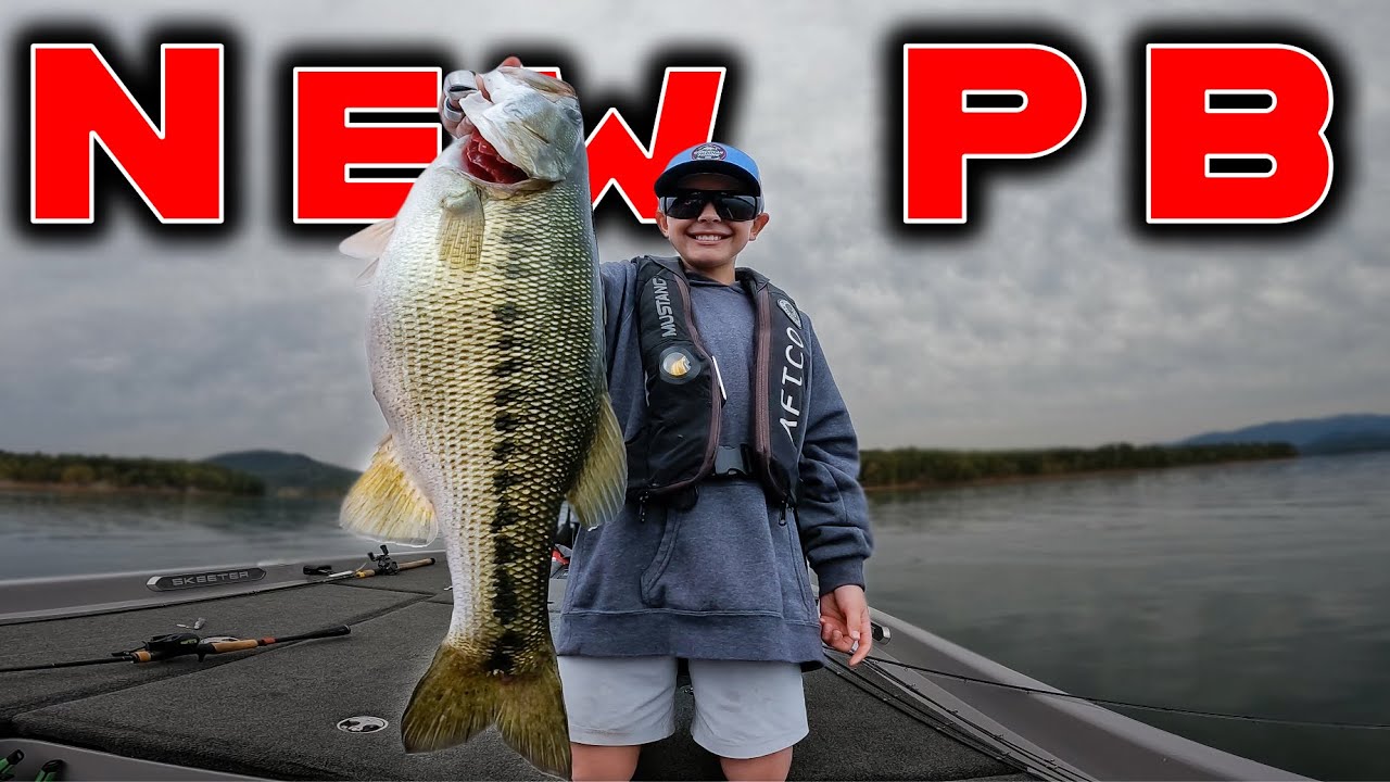 2 year old fishing pole Kid Casters Transformers Spincast Combo 1025 Fish Hook Cv, Size:11/12wt J hook Let their imagination run