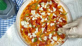 بيتزا🍕 بالعجينة السائلة باسهل طريقة /البيتزا السريعة😋😋