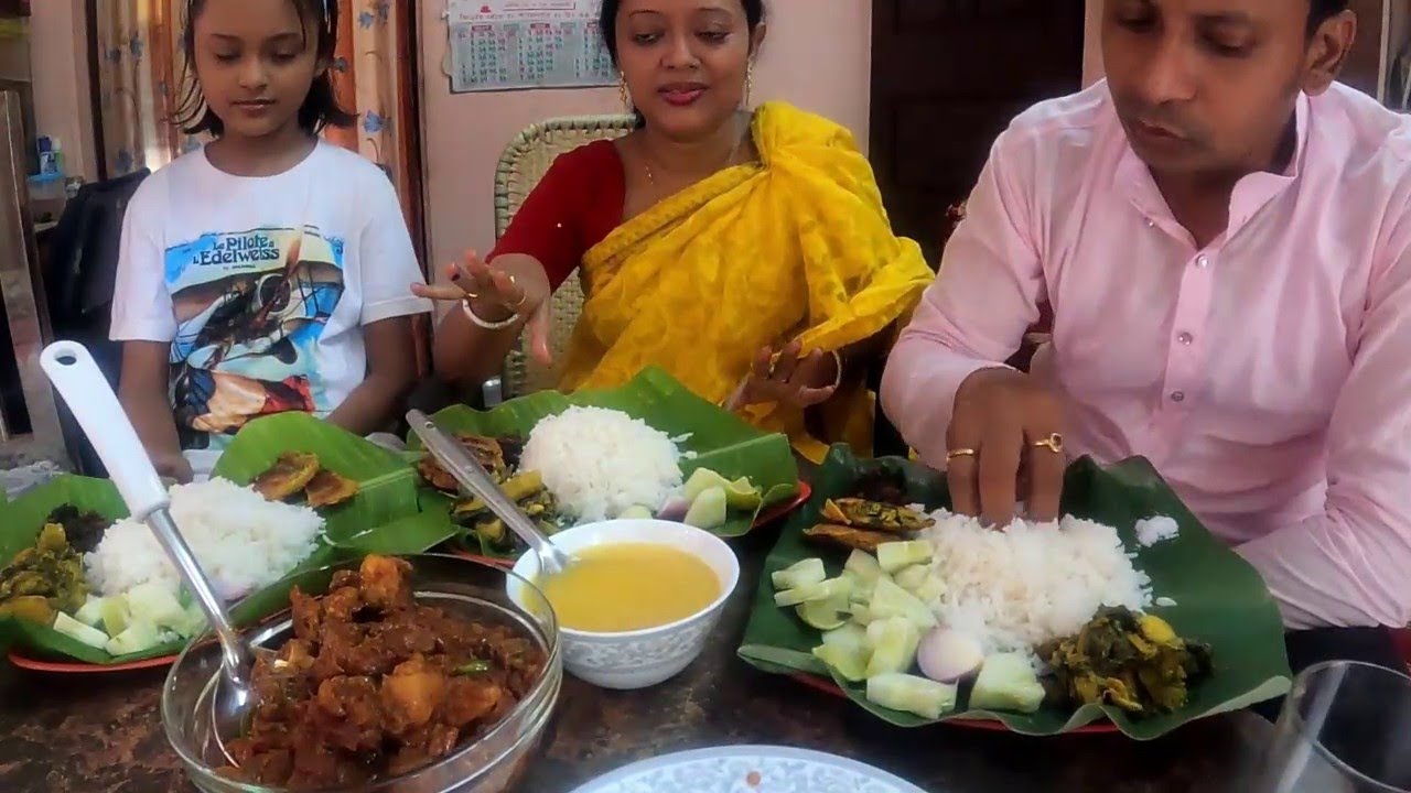 Best Family Lunch | Rice with Chili Chicken Kosha | Red Spinach | Mixed Veg | Dal | Snacks | Indian Food Loves You