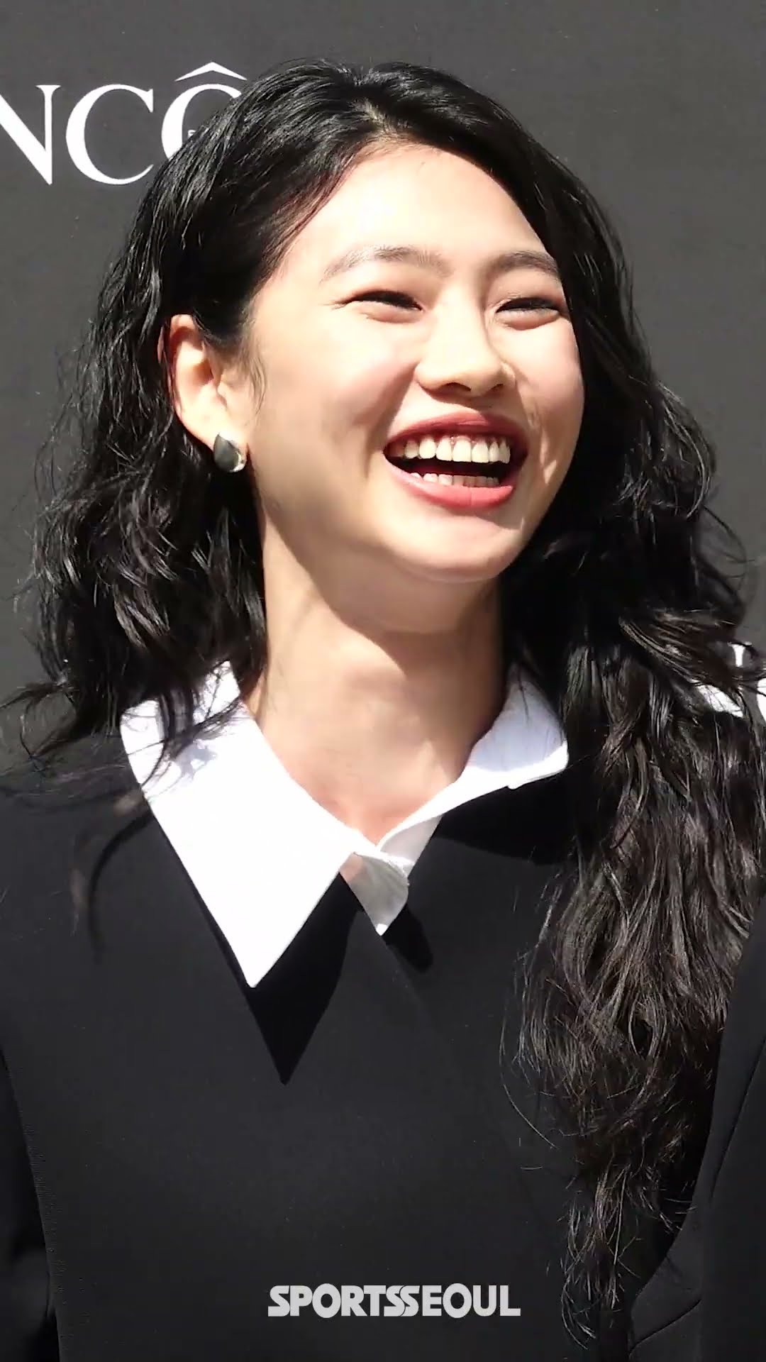 정호연, 숨길 수 없는 모델 아우라