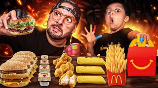 وجبات الاطفال من ماكدونالدز مع فيصل الاسطورة 🍔🍟🧃McDonald's Happy Meal