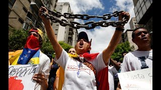 VENEZUELA CRISIS: 60 VENEZUELAN SOLDIERS DEFECT TO COLOMBIA