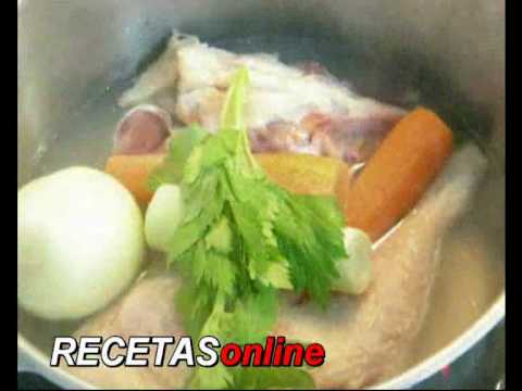 Caldo de pollo - Receta de cocina RECETASonline