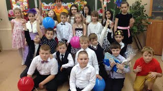Выпускной Первого класса прозвенел в школах России .1 Выпускной Первого класса прозвенел в школах России .1
