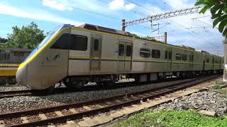 2224次與2173次區間車在大林車站交會 20210816