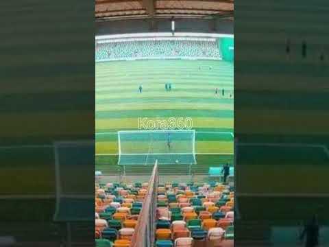 ليبيا مدينة بنغازي ملعب شهداء بنينا