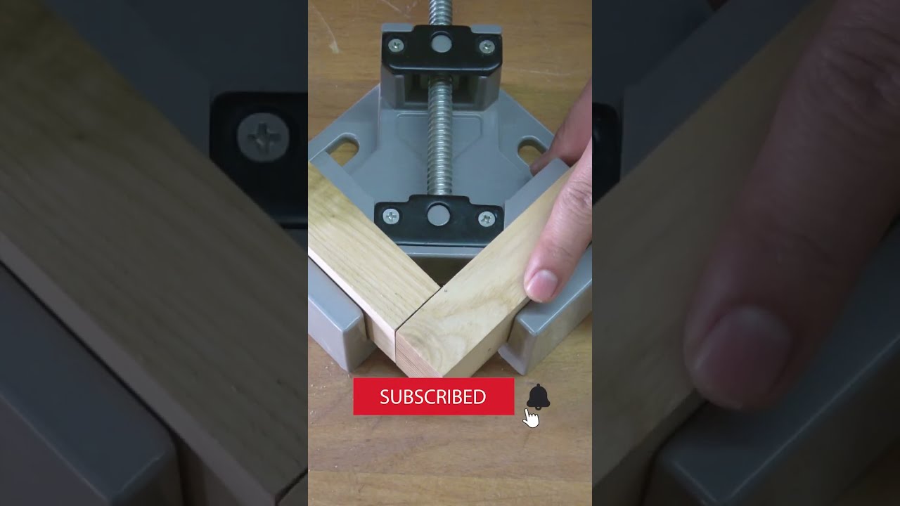 Wood Corner Clamp - Your third hand!