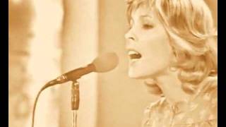 Video thumbnail of "Marisa Sannia - Com'e dolce la sera - (Sanremo 71)"
