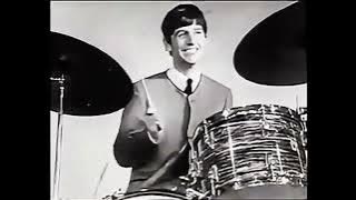 The Beatles  -  She Love You  -  HD - 1963 -