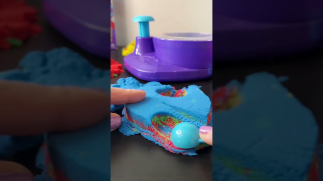 2019 Kinetic Sand Sandisfying Set toy review from Spin Master 