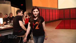 Abigail Breslin Stands Up To Cancer
