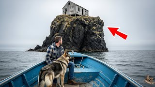 видео: Они ВЫКИНУЛИ пса из-за камня... а он НАШЕЛ то, что СЛОМАЛО их жизнь. картинка: Они ВЫКИНУЛИ пса из-за камня... а он НАШЕЛ то, что СЛОМАЛО их жизнь.