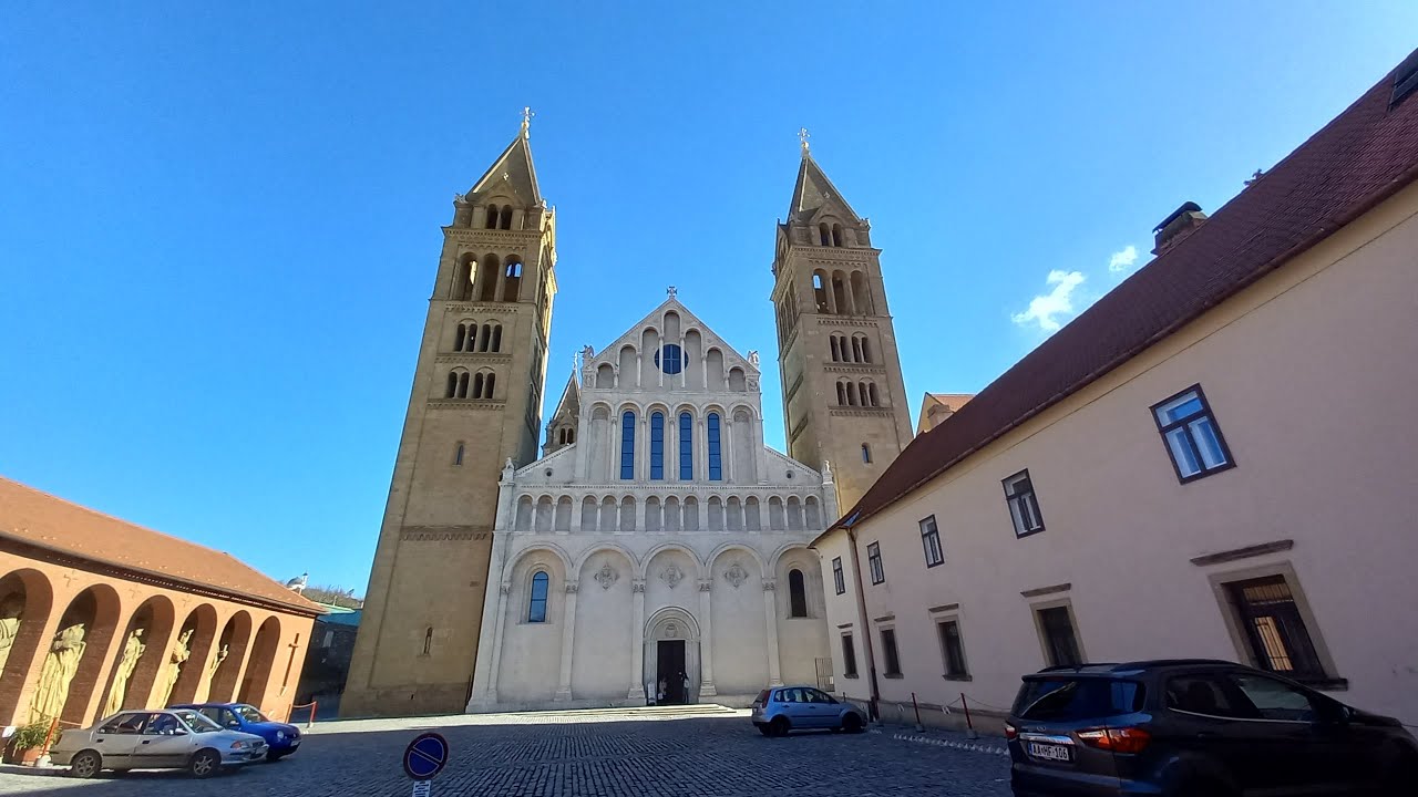 PÉCS (H) A Szent Péter és Pál székesegyház harangjai - Összehúzás