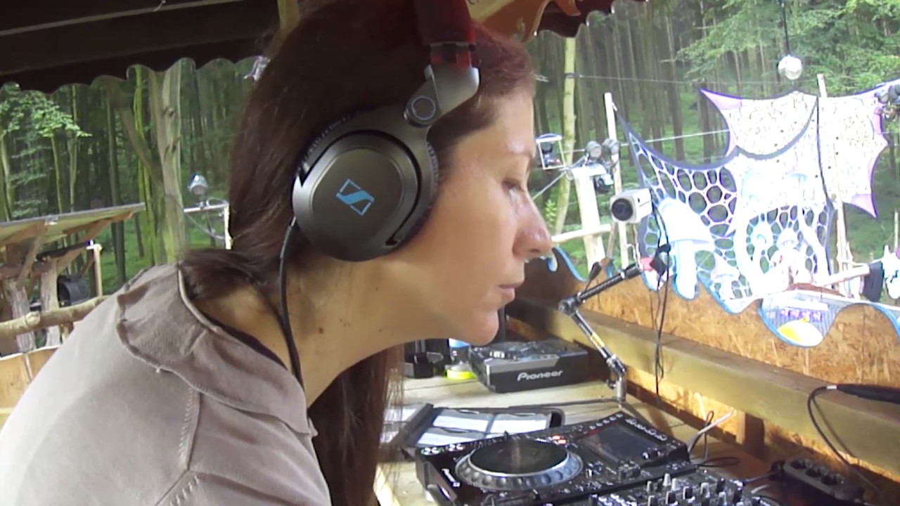 Episode 16: BACK TO MARS Waldfrieden Wonderland 2016