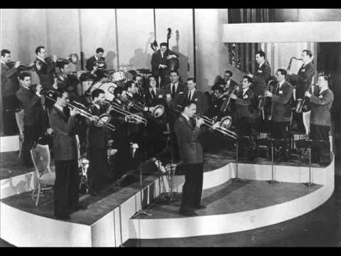 Glenn Miller with Marion Hutton -- Bluebirds In th...