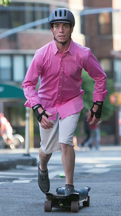 What skaters THINK longboarding looks like 🤓🛹