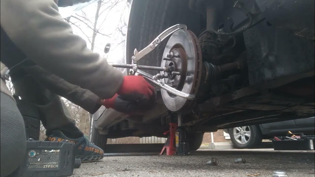 Harbor Freight 8 In. ThreeJaw Gear Puller YouTube