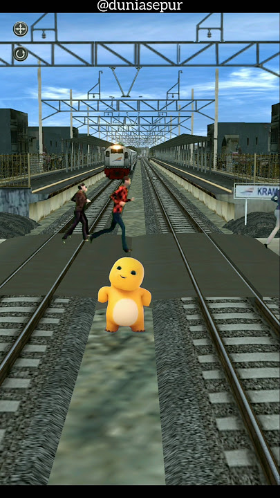 Menakutkan 2 Kereta Api Hampir Menabrak Pejalan Kaki #keretaapi #tranding #railway #train